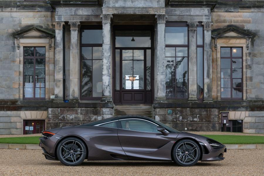 McLaren 720S Coupe Launch Edition 2017 года  (UK) (фото 11 из 34)